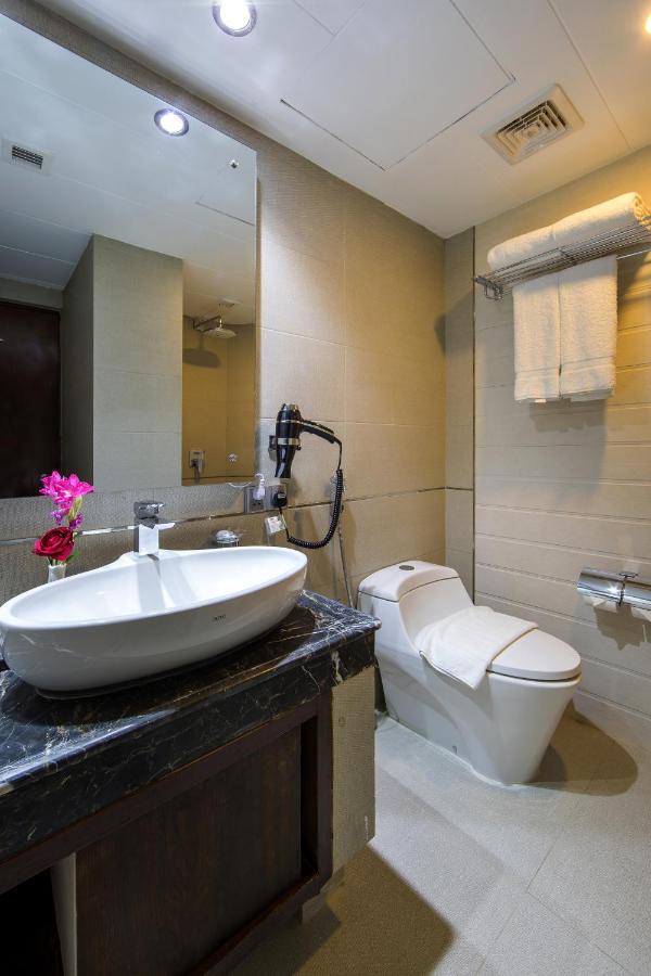 Grand Palace Hotel & Resorts سيلهيت المظهر الخارجي الصورة